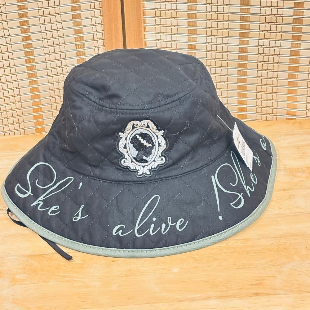 Universal Studios Bride of Frankenstein Grey black reversible bucket hat unisex